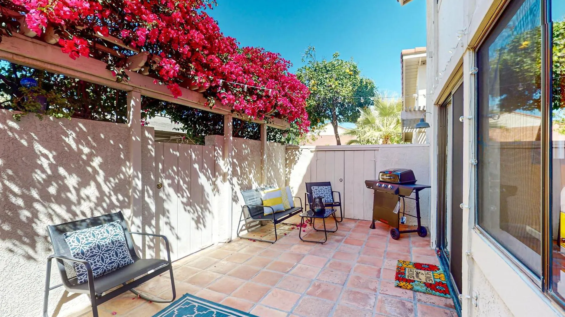 Palm Springs Royalty #4 - Permit #7022 Apartman